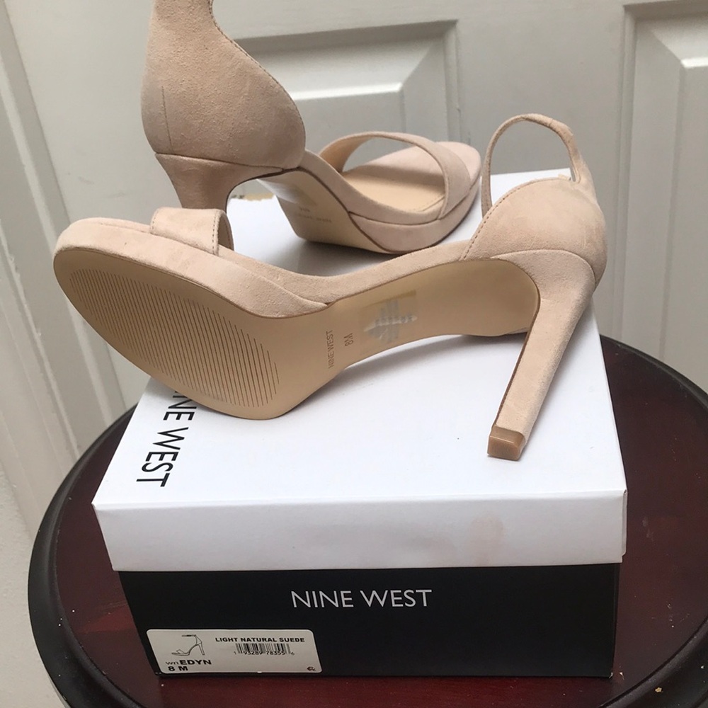 Nine West Women's Tan Sandals